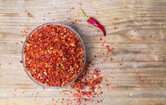 crushed red pepper flakes