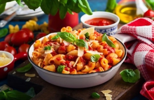 pasta in tomato sauce