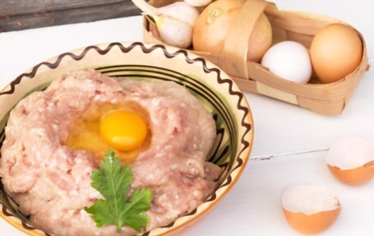 why use eggs in meatballs