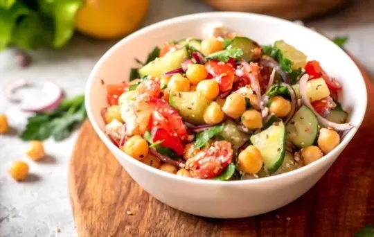 broccoli and chickpea salad