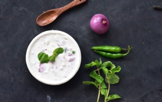 onion raita