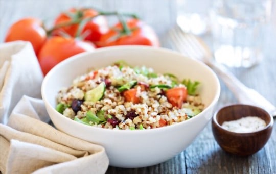 orange cranberry and quinoa salad