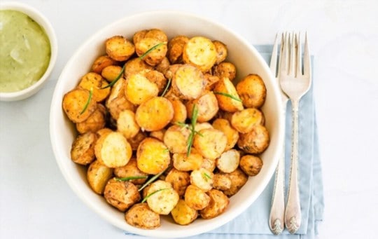 roasted potatoes asparagus and broccoli