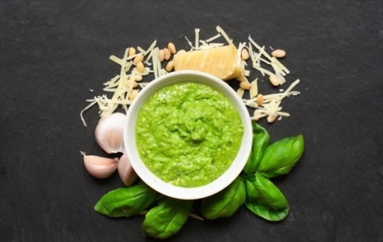 tangy pesto sauce