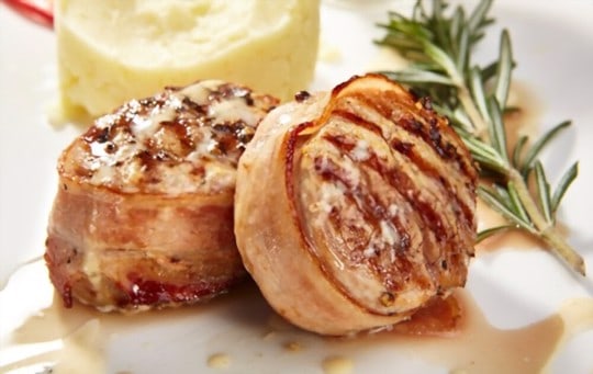 apricot pork medallions