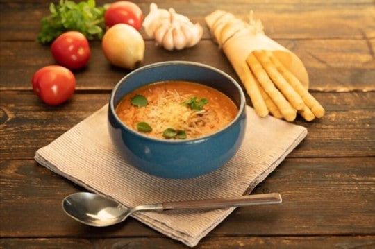 chicken broth with tomato puree