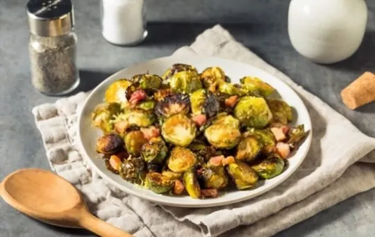 roasted brussels sprout with bacon