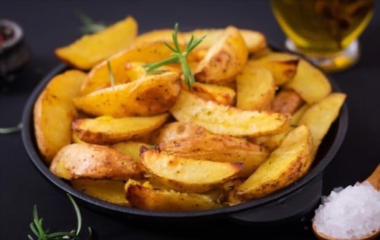 rosemary and garlic baked potato wedges