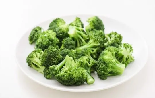 steamed broccoli