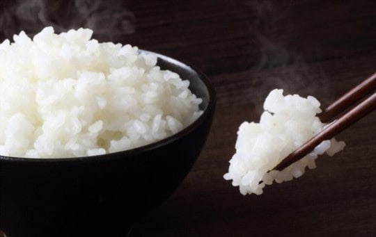 steamed white rice