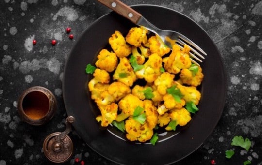 turmeric roasted cauliflower