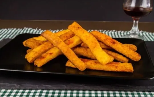 why consider serving side dishes with cheese straws