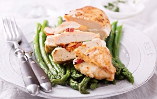 asparagus filled chicken