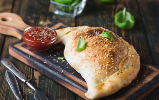 chicken calzones