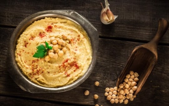 homemade mediterranean hummus