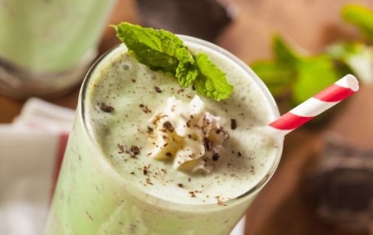 how to make and serve shamrock shake