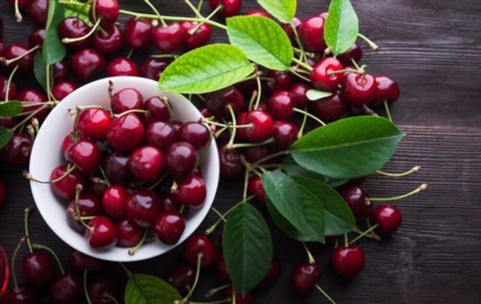 how to prepare and cook cherries