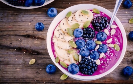 how to prepare and serve acai bowl