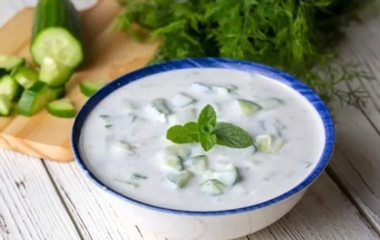 spicy tzatziki