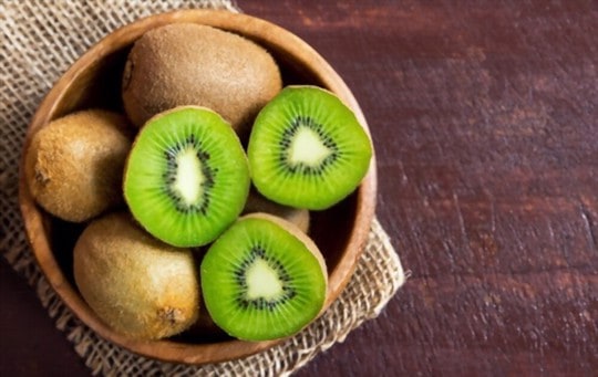 what do kiwis taste like