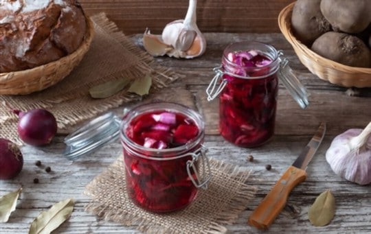 what do pickled beets taste like