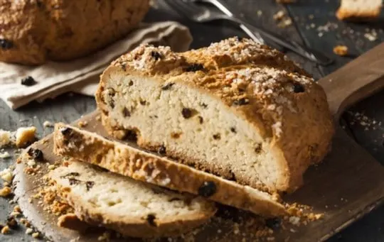 what does irish soda bread taste like