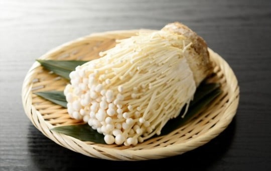 enoki mushrooms