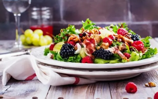 mixed berry salad