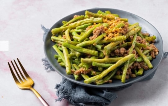 sauteed beans with onions