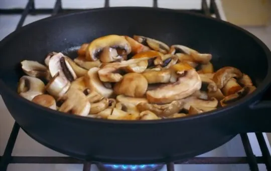 sauteed mushrooms