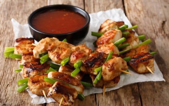 why consider serving side dishes with honey sriracha chicken