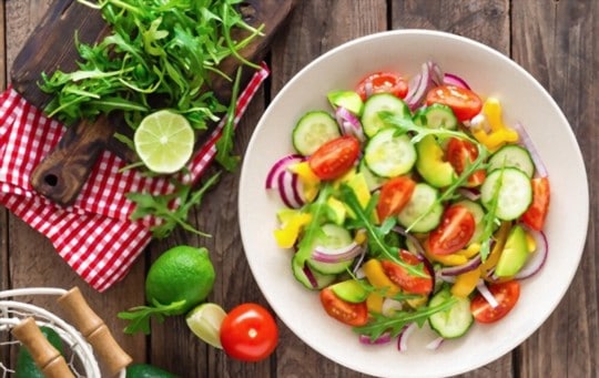 avocado cucumber and tomato salad