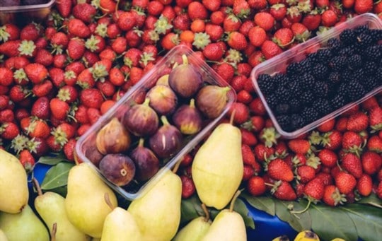 fresh raspberries and pears