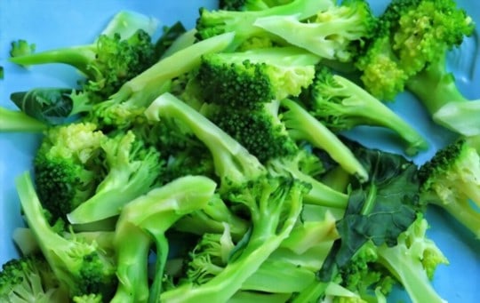 steamed broccoli