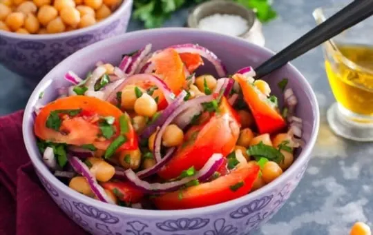 tomato and onion salad