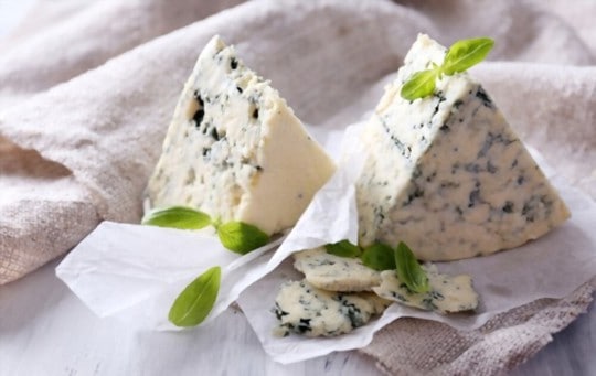 why consider serving side dishes with blue cheese