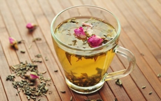 how to serve rose tea