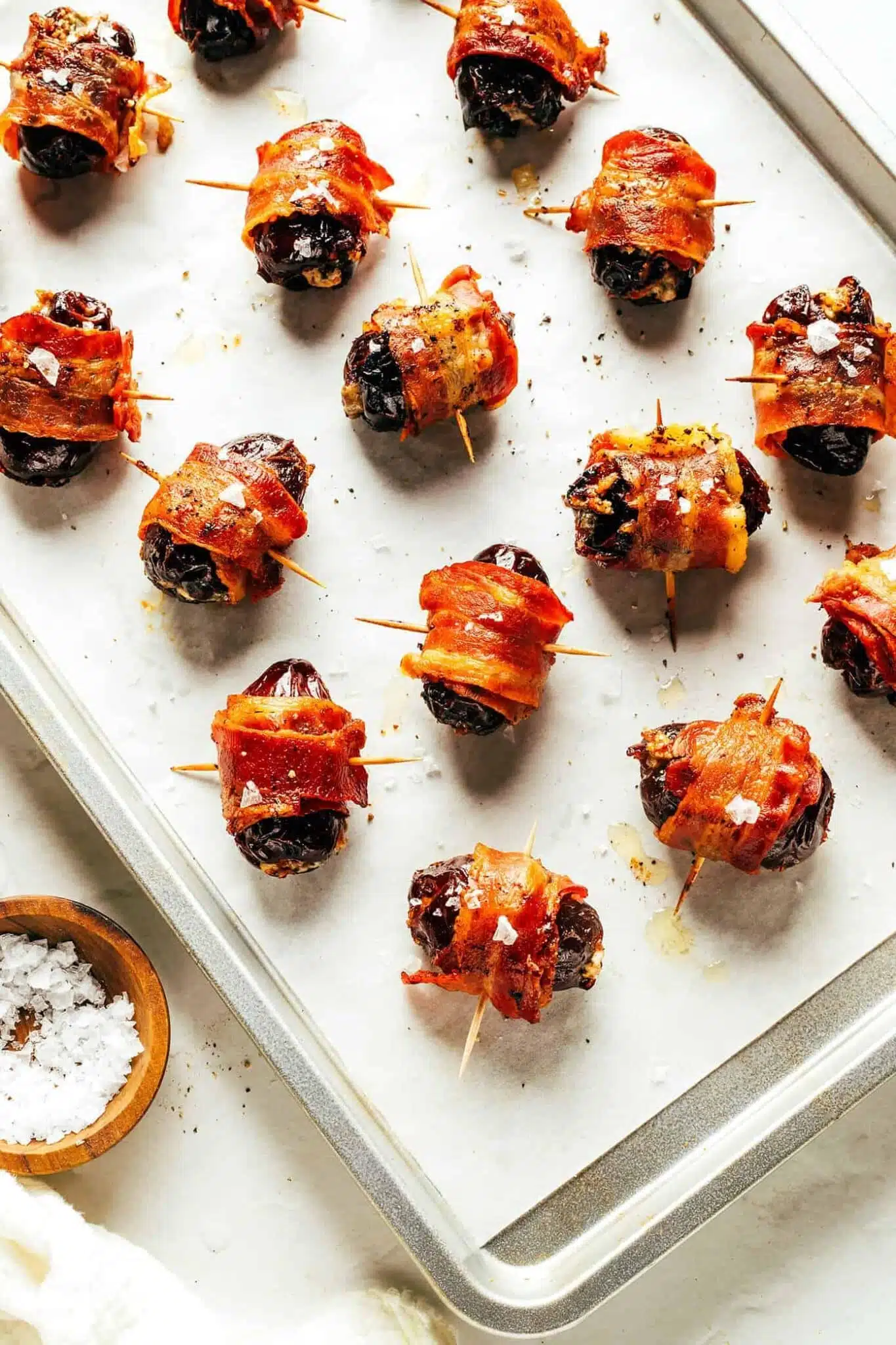 Bacon wrapped stuffed dates recipe